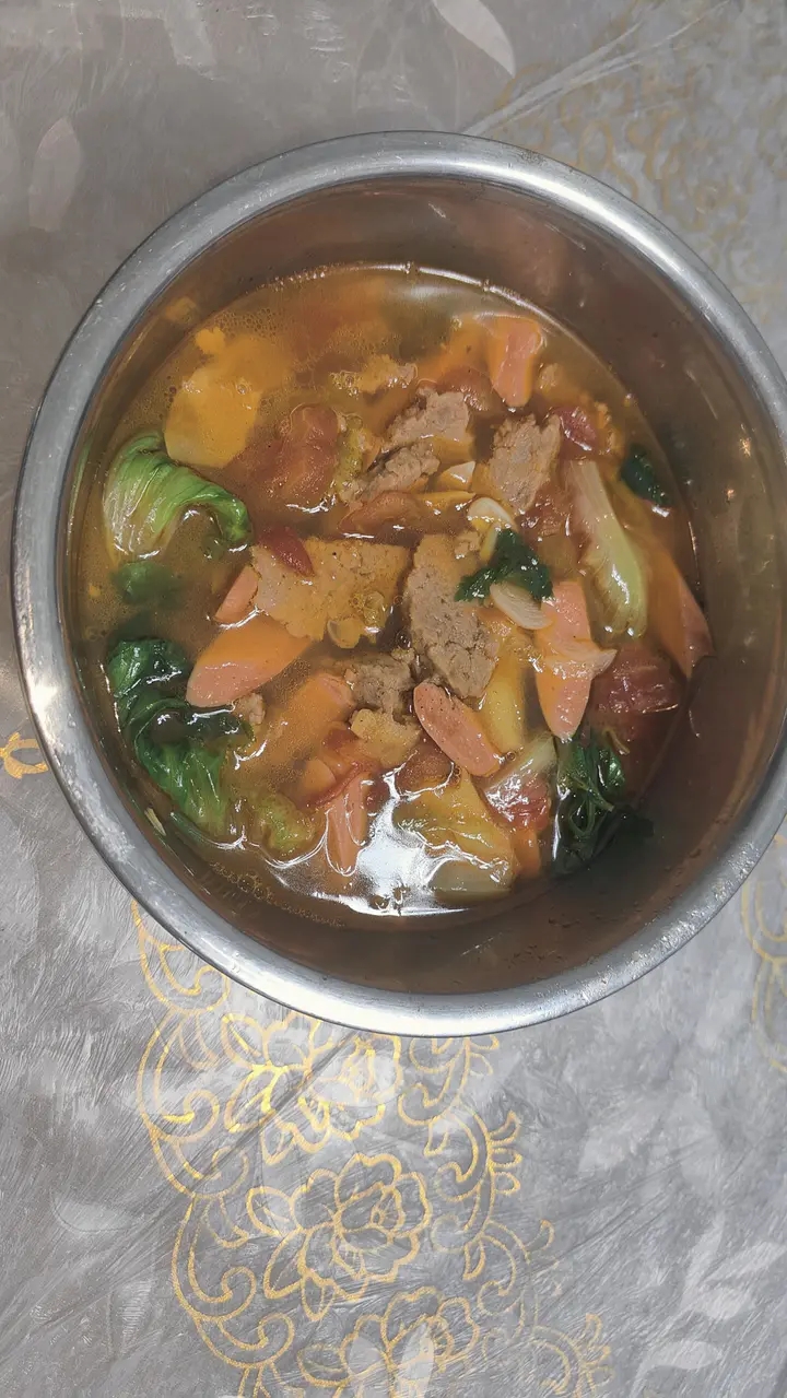 家传浓汤西红柿🍅猪肉丸子汤