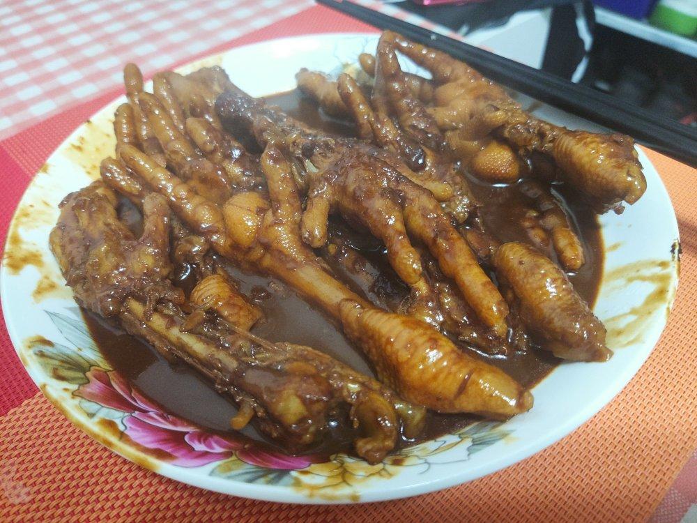 “销魂”卤鸡爪