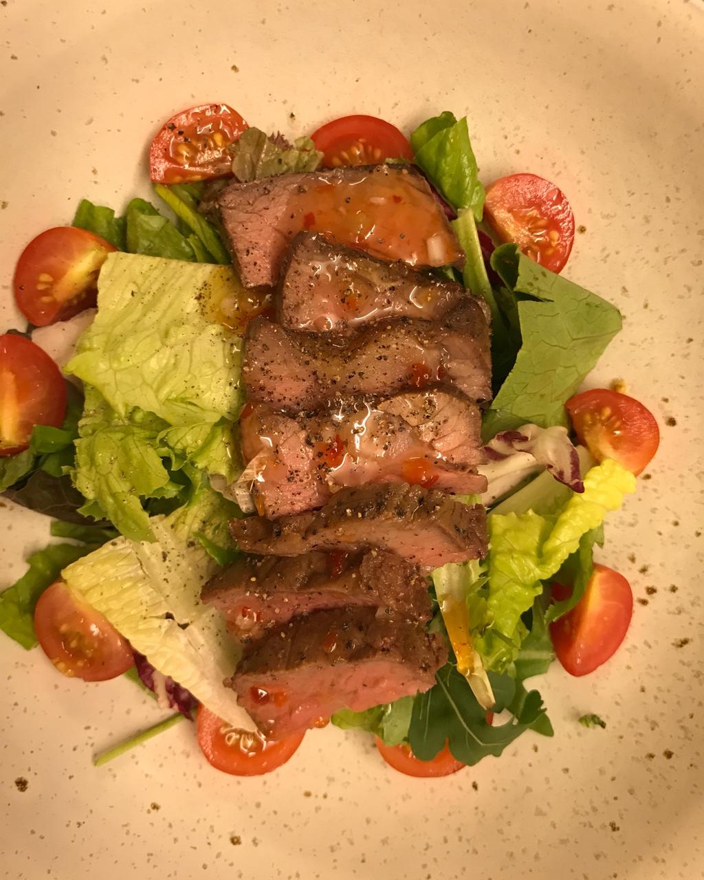 泰式牛柳沙拉 Thai Beef Salad