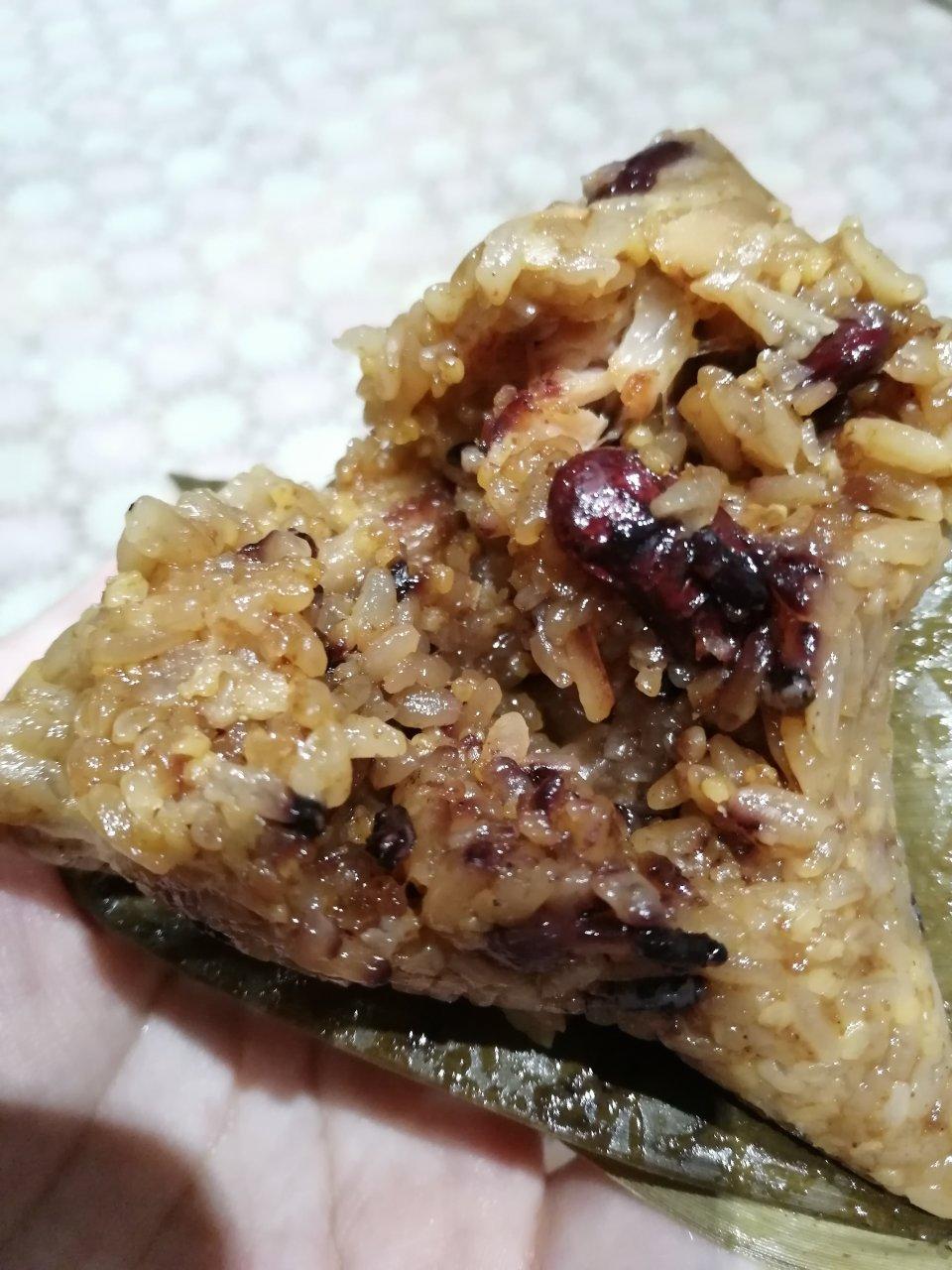 粽子（鲜肉香菇剁椒）