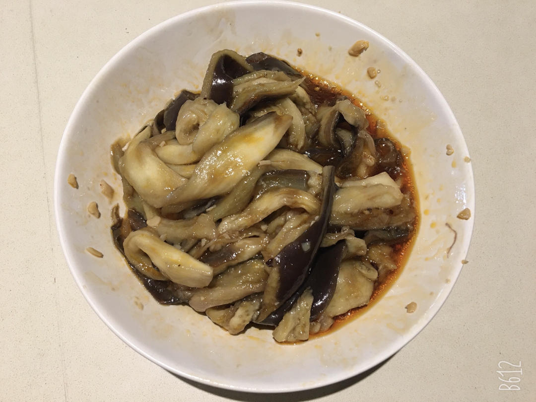 凉拌茄子这样做，堪称米饭杀手