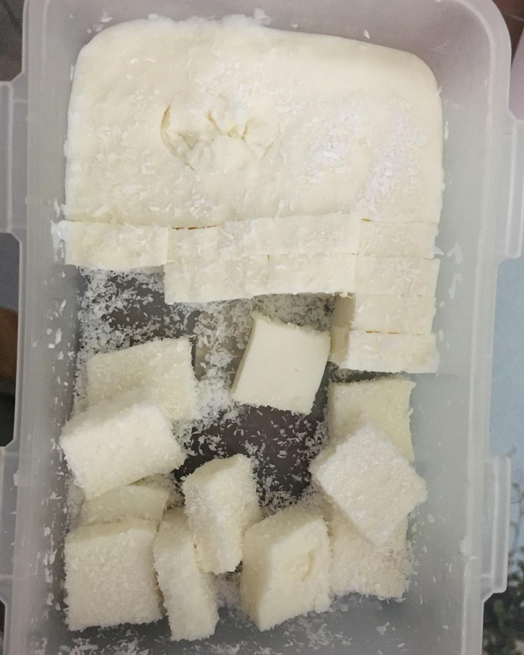 椰丝奶冻～椰丝小方～不用烤箱的小甜品！