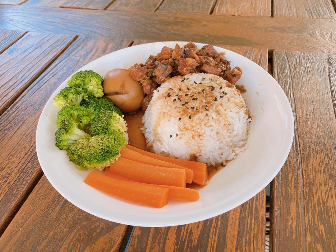 全家人称赞的卤肉饭