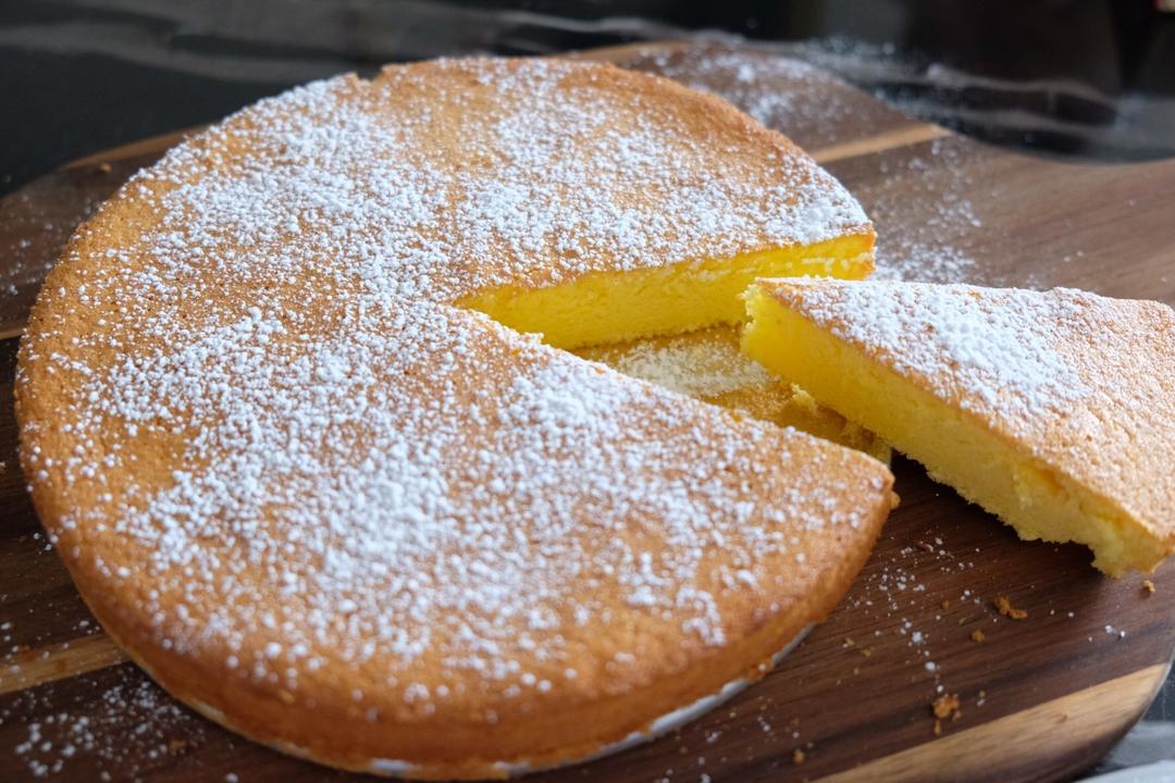 堂妈的酸奶戚风蛋糕