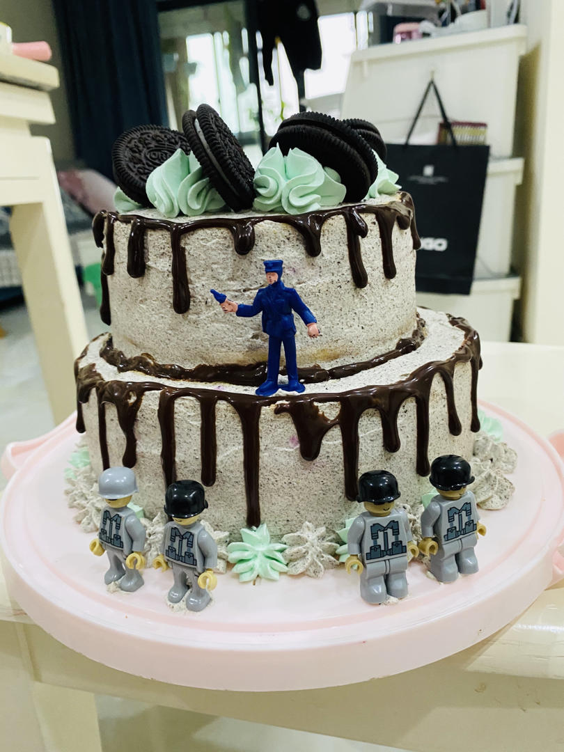 私房烘焙｜奥利奥淋面生日蛋糕