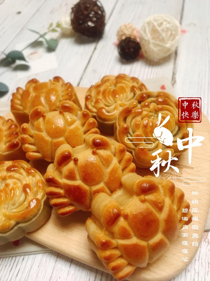 广式月饼—蛋黄莲蓉月饼