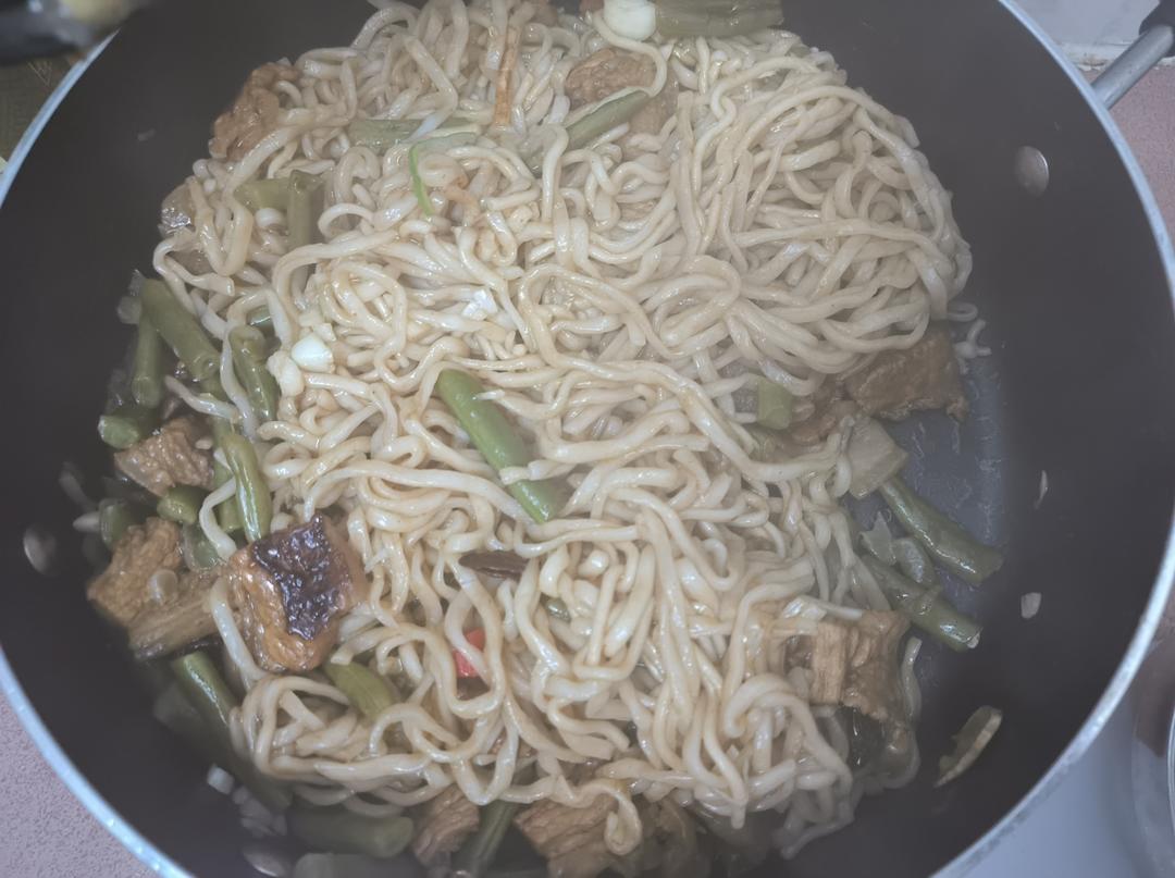 豆角焖面