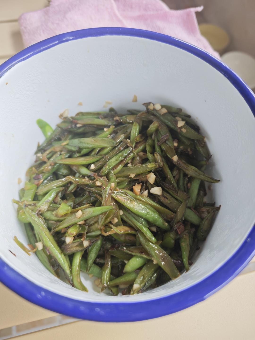 不吃不知道，一吃吓一跳的蒜香素炒豆角