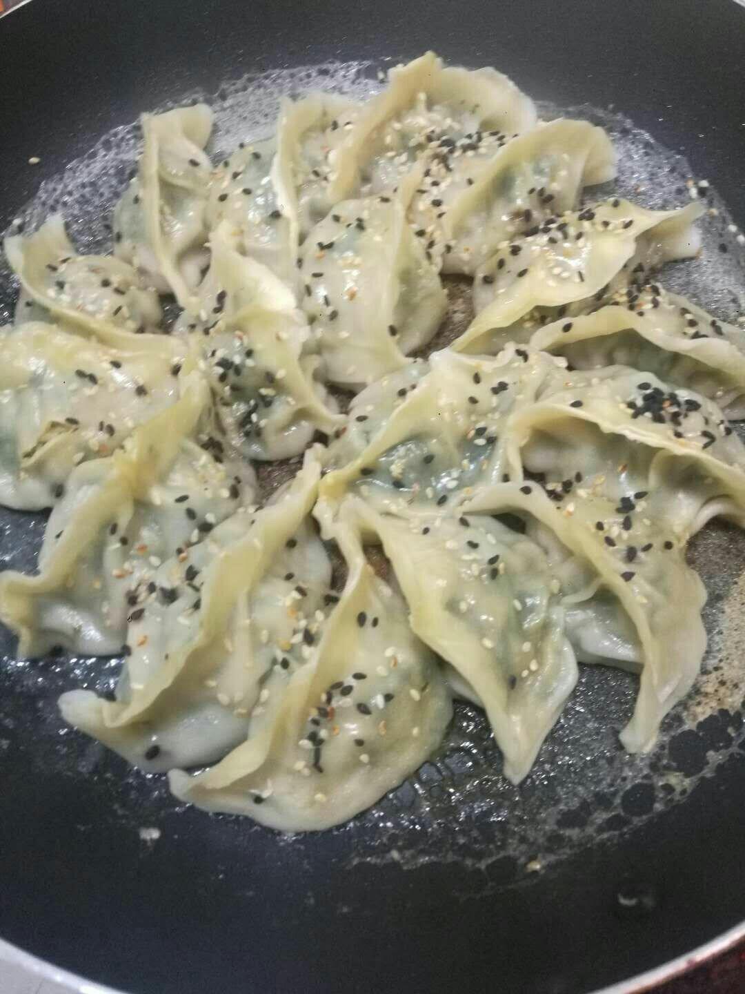 饺子皮（视频。省力三醒发，好吃不破皮）
