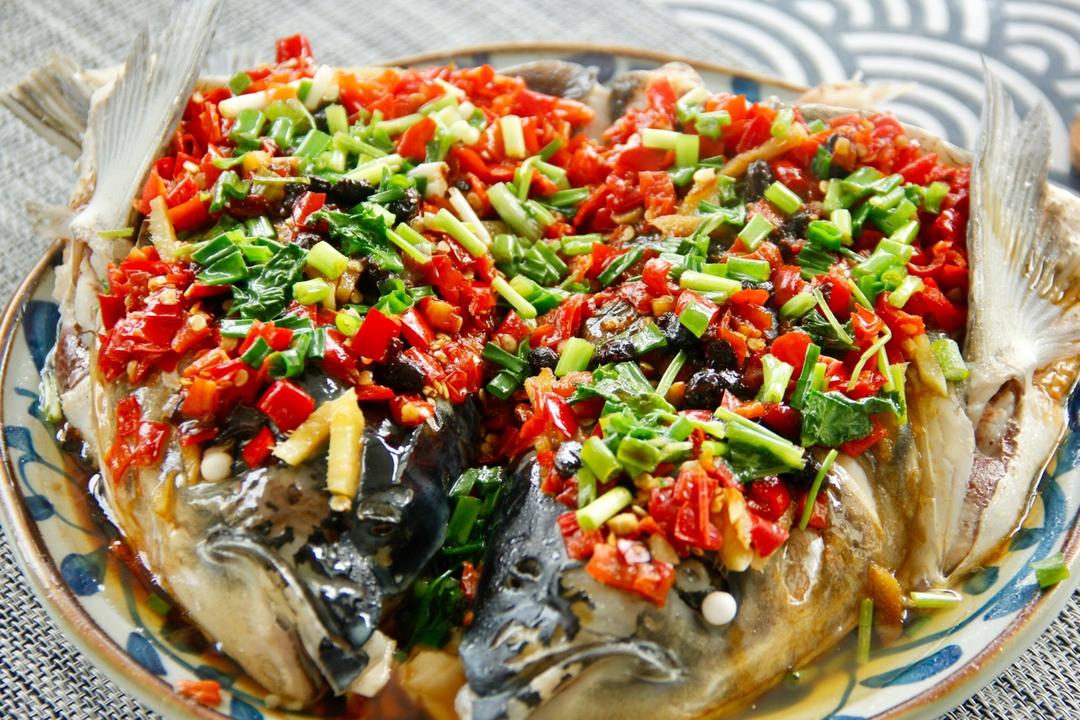 剁椒鱼头【曼食慢语】