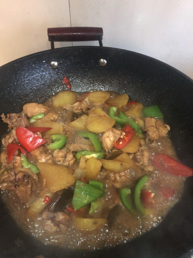 厨师长教你：“大盘土鸡”的家常与商用做法，味道醇厚分量更实在