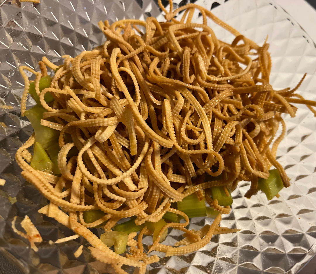 开胃爽口的凉拌豆腐丝