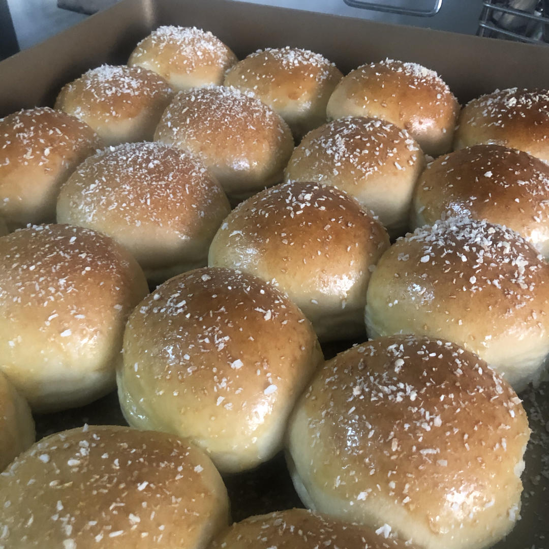 鲜奶油小餐包（一次发酵）