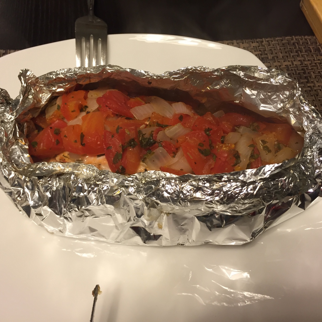 锡纸烤三文鱼  （Salmon Baked in Foil）