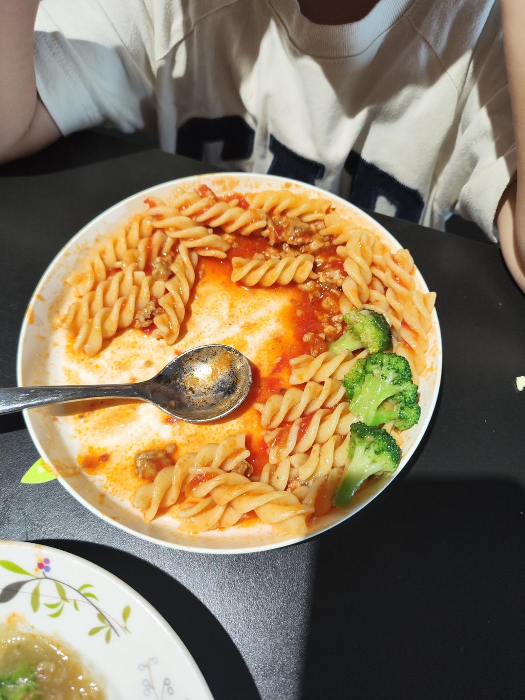 番茄肉酱意面