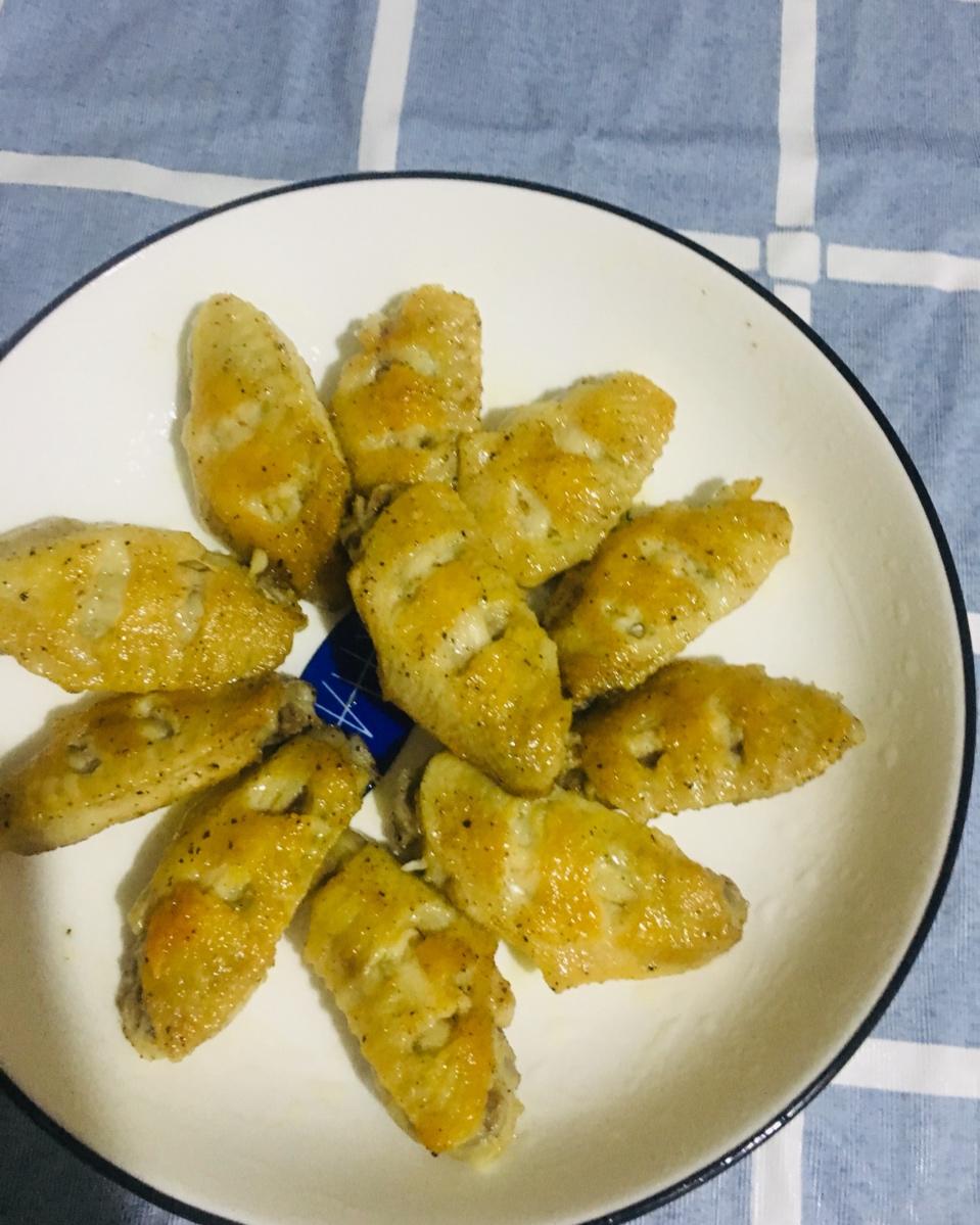 不需要一滴油外酥里嫩的香煎鸡翅