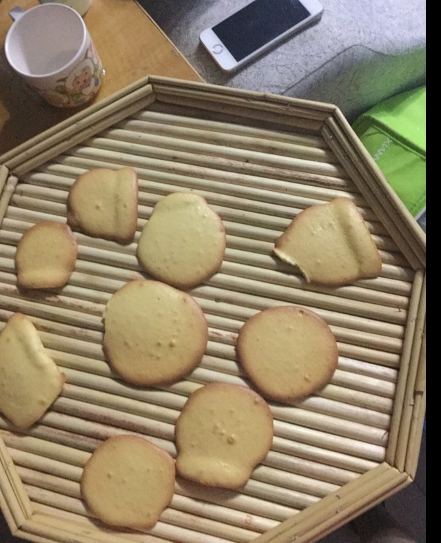 蛋黄小西饼（烤箱做饼干，简单又好吃）