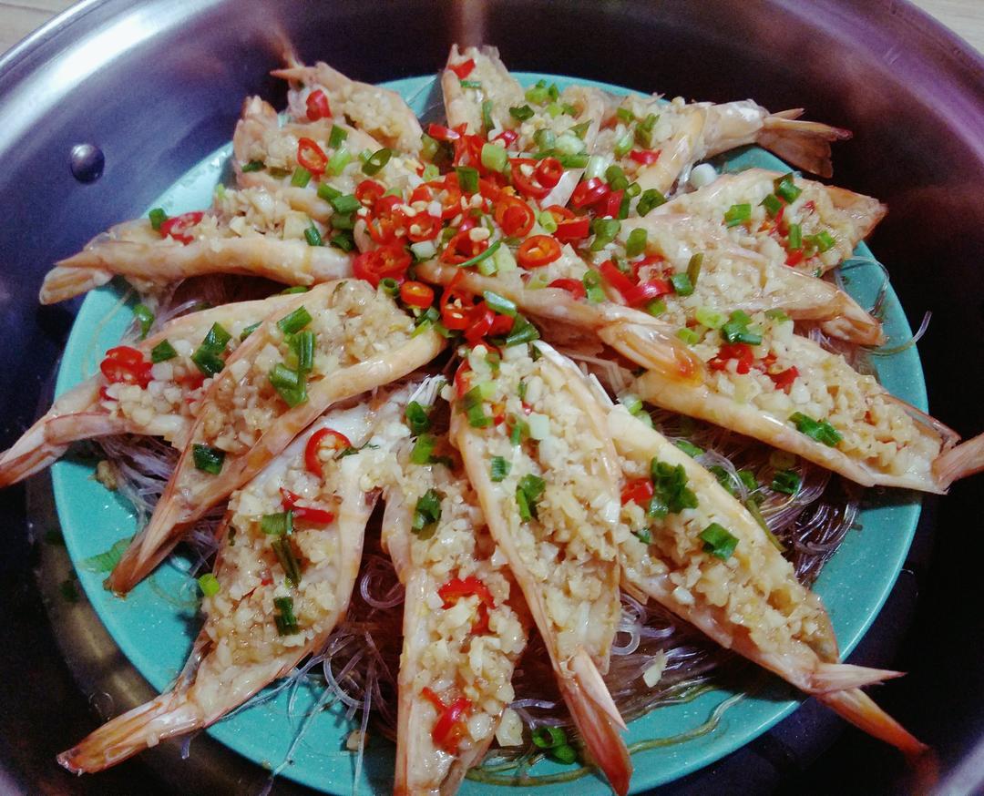 蒜蓉粉丝蒸大虾