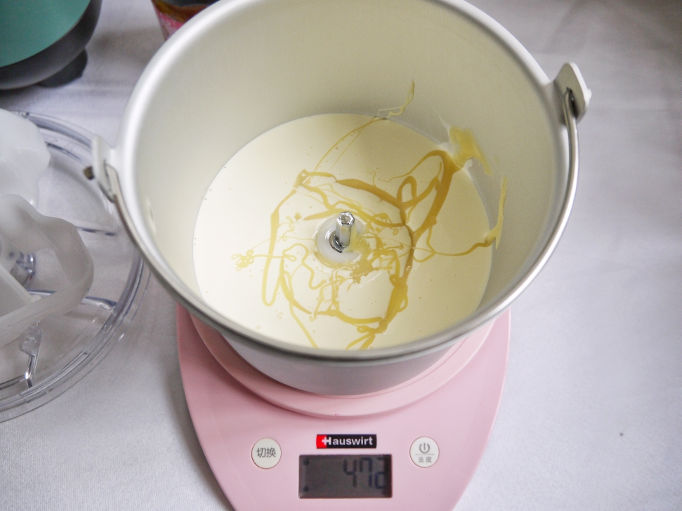 ㊙️无生蛋不打发超顺滑‼️咸蛋黄风味冰激凌🍦的做法 步骤2