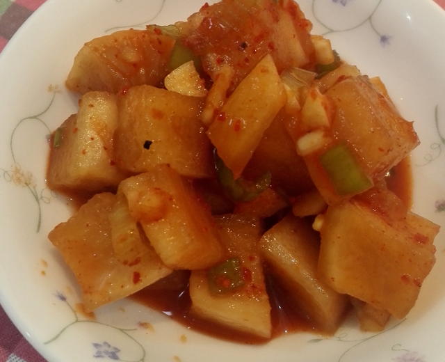 韩式腌萝卜的做法