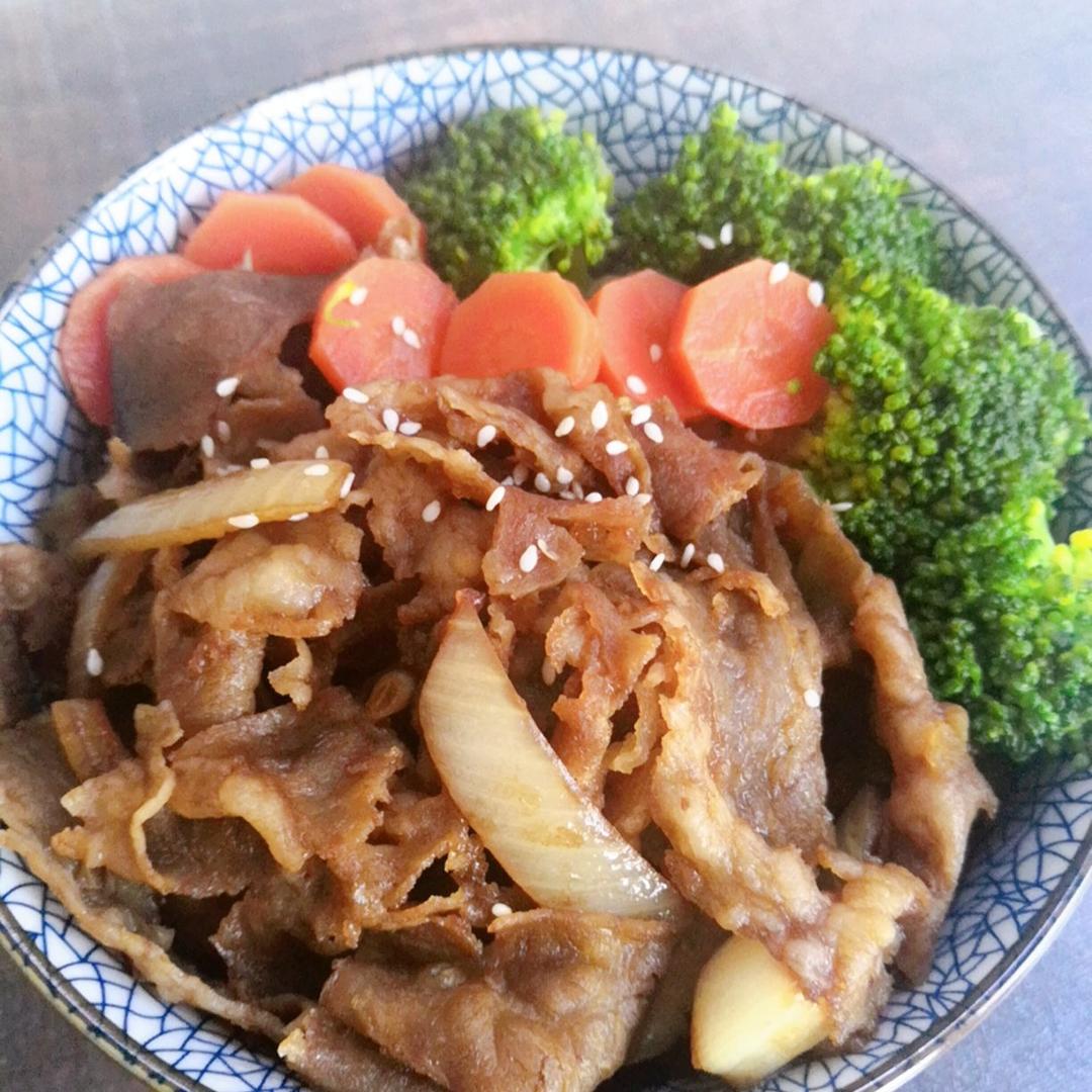 秒杀吉野家的牛肉饭