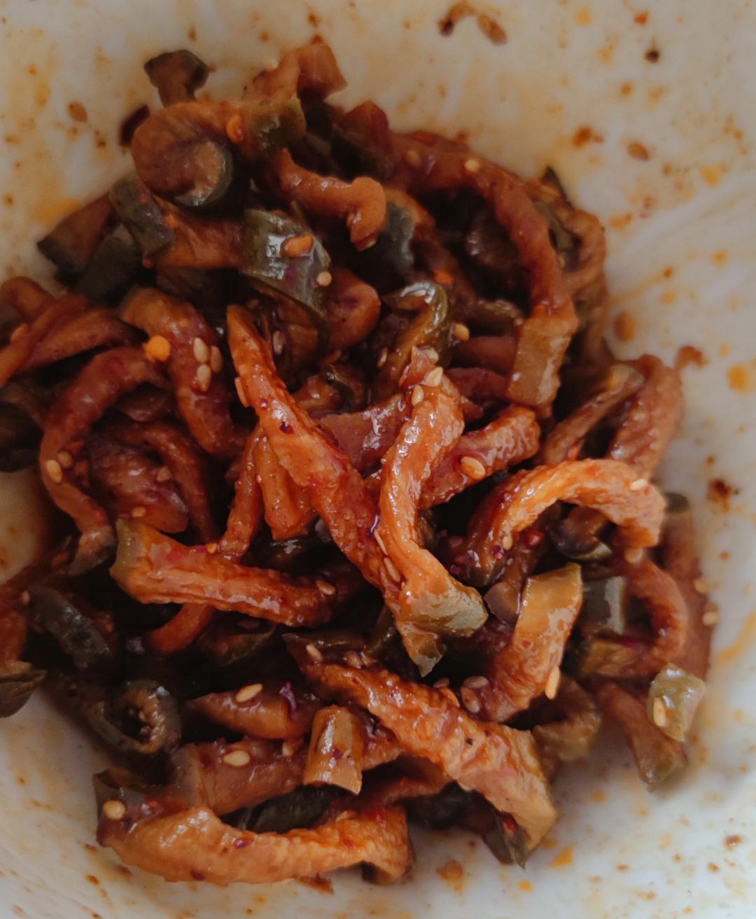 腌制五香辣萝卜干