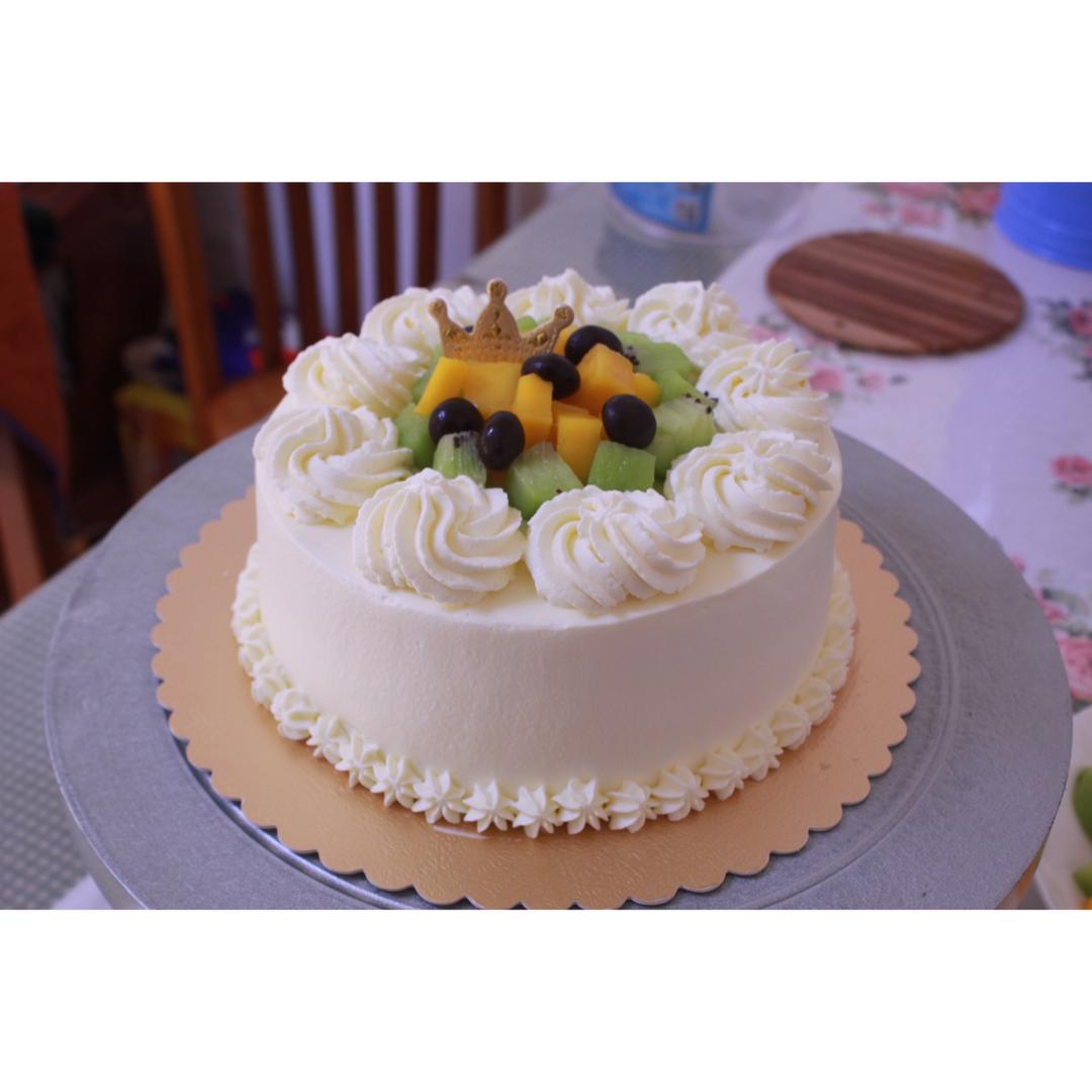 miss图做的淡奶油裱花蛋糕