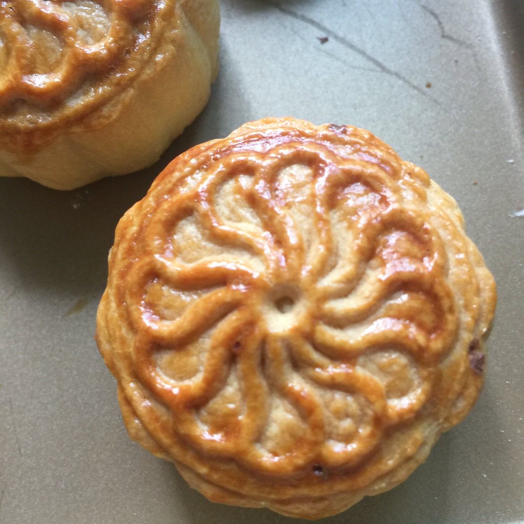 广式豆沙月饼