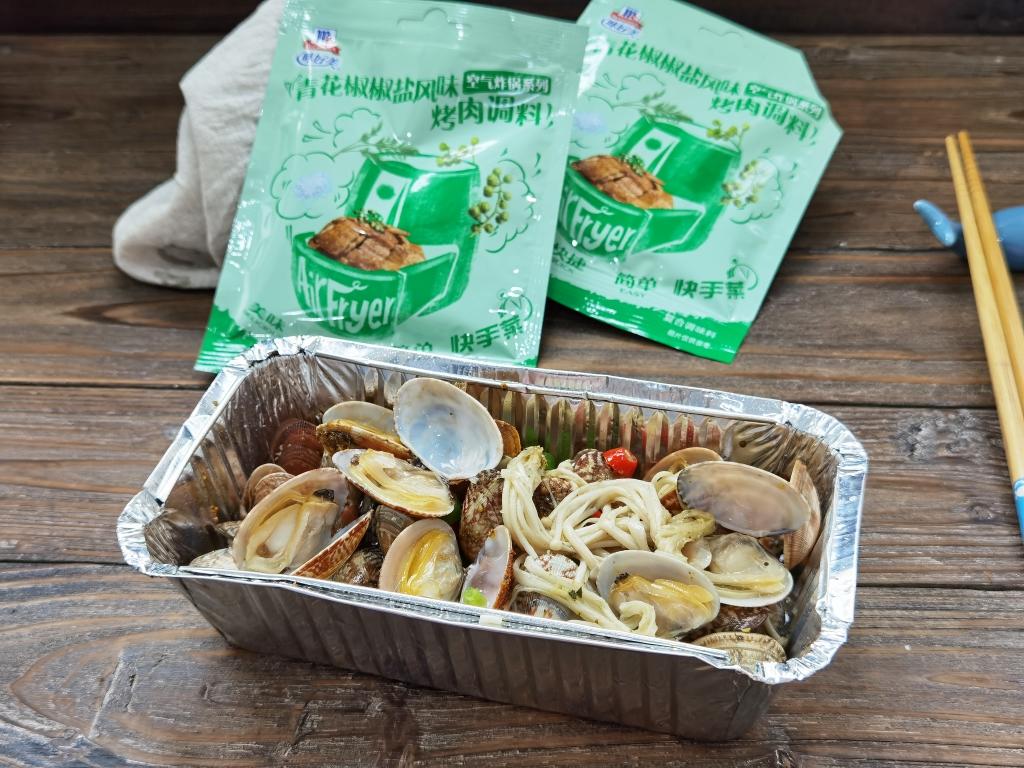 空气炸锅金针菇花甲的做法