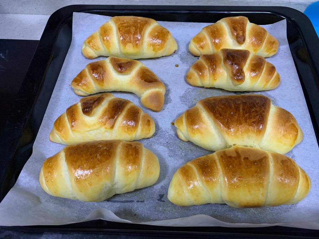 日式海盐牛角面包