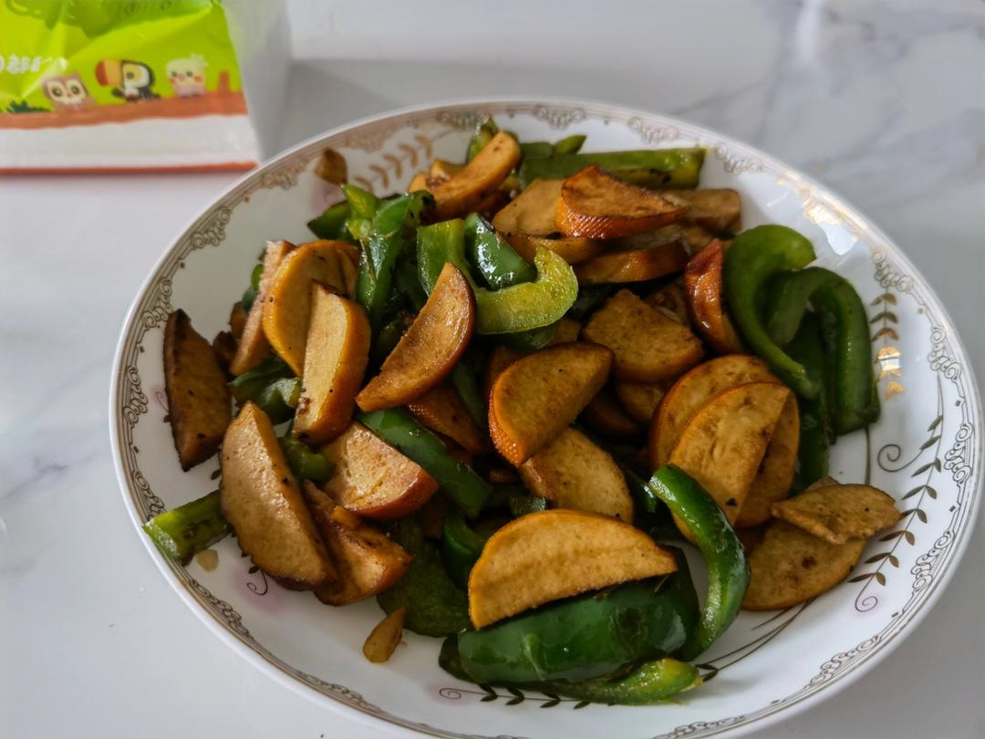 青椒炒豆干