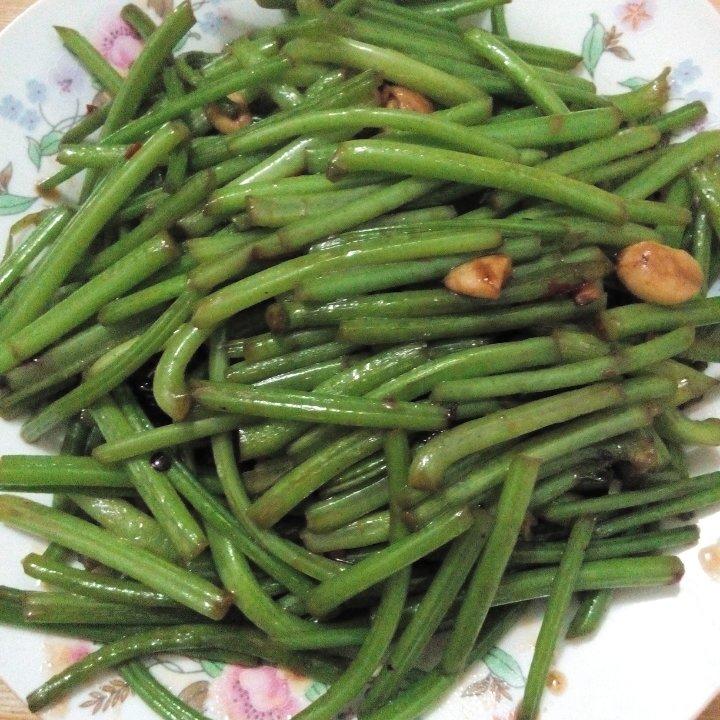 素炒红薯梗