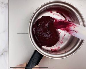 无吉利丁无寒天粉的低碳水蓝莓软糖的做法 步骤3
