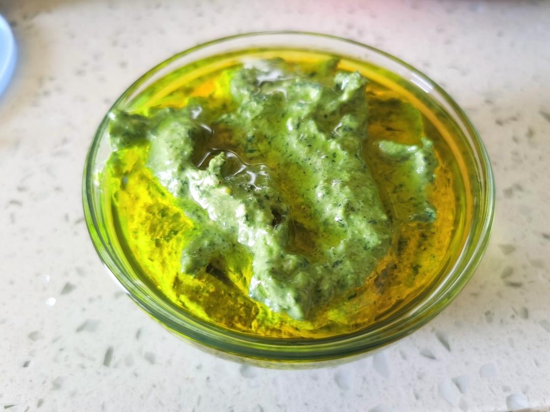 自制新鲜Pesto 传统罗勒松仁青酱意面酱