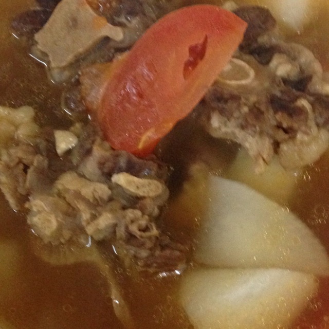 番茄牛尾汤