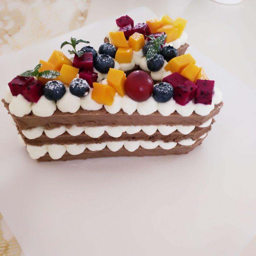 数字生日蛋糕（不用抹面技巧，新手也能搞定的高颜值水果裸蛋糕）