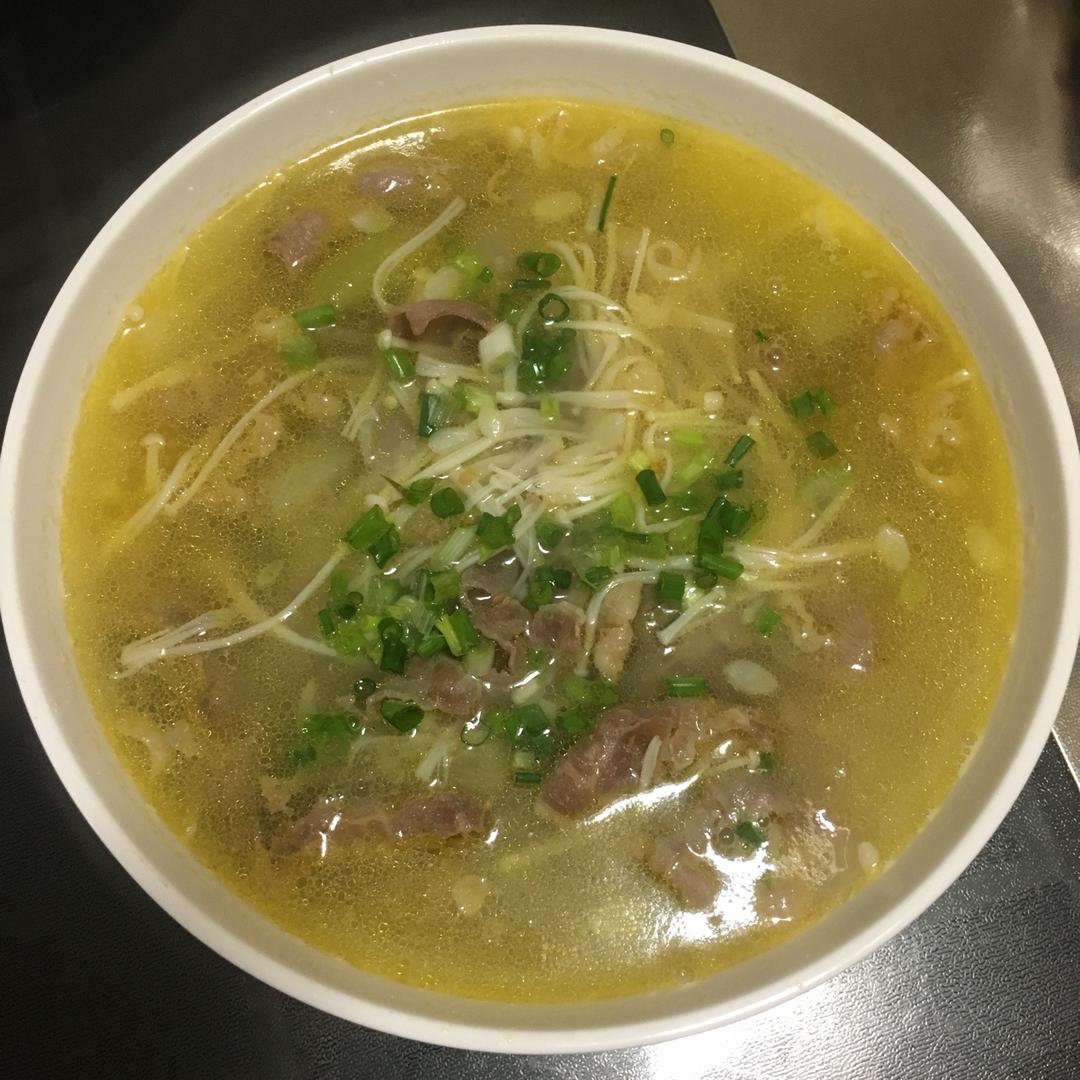 酸汤肥牛
