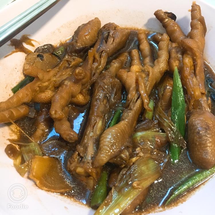 红烧鸡爪