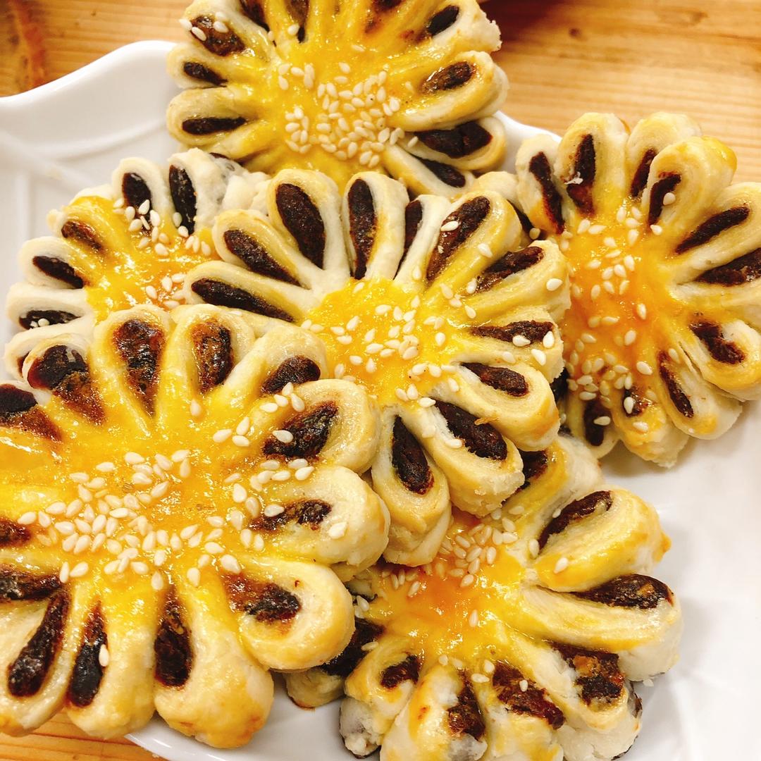 中式酥点（豆沙酥、菊花酥、葵花酥）