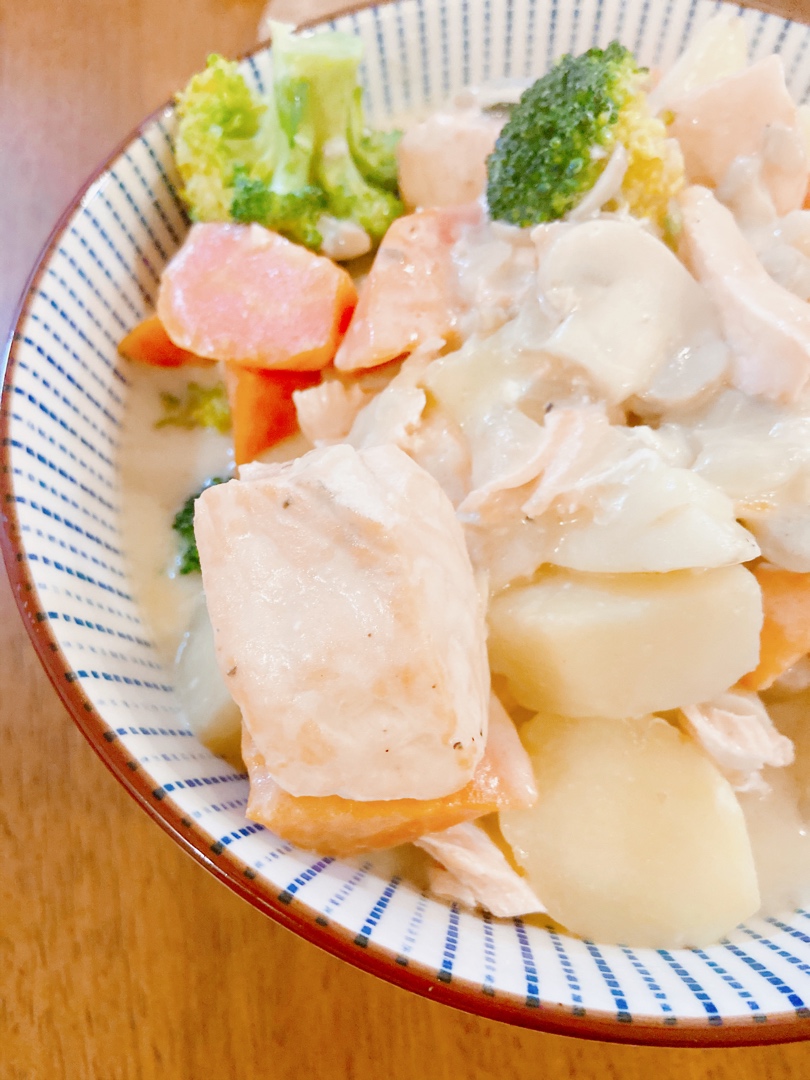浓厚三文鱼奶汁炖菜  Salmon Cream Stew