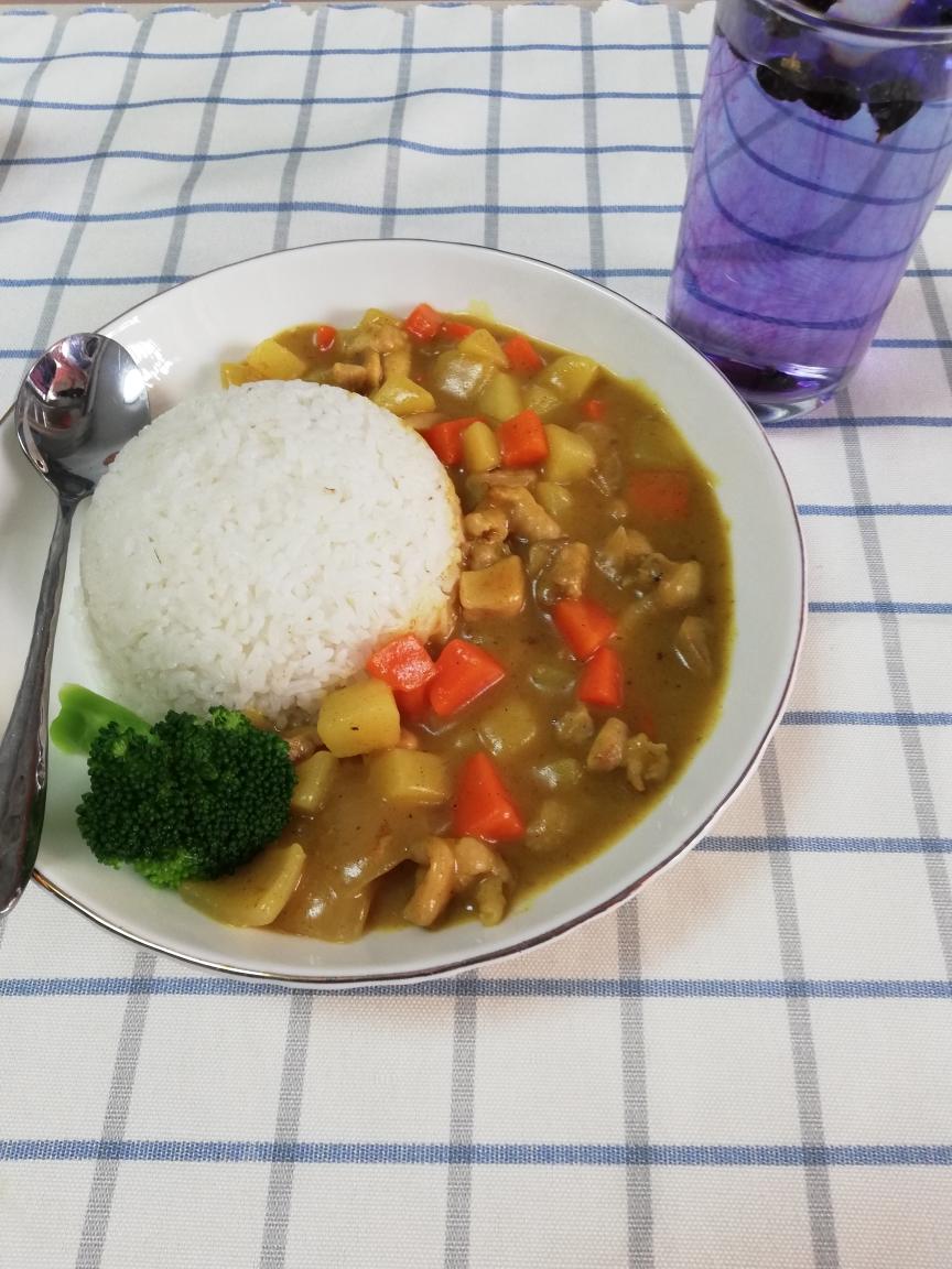 咖喱鸡腿饭的做法