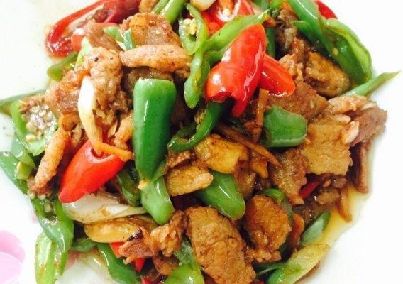 农家小炒肉【记忆中勾魂的油汤】