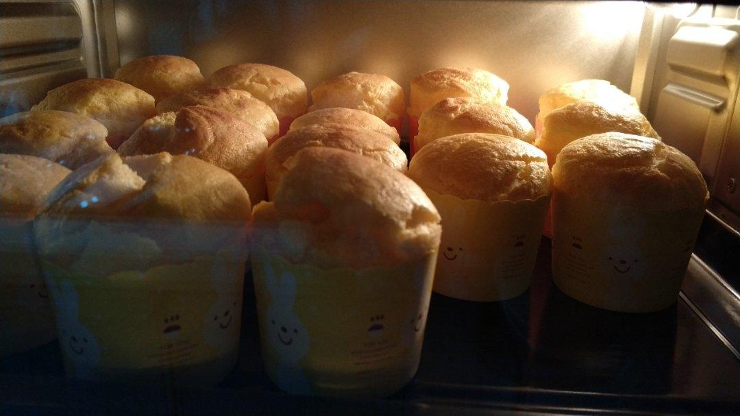 软绵绵戚风纸杯蛋糕