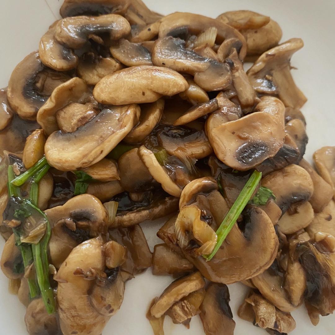 “鲜”美的简单快手菜——素炒鲜口蘑