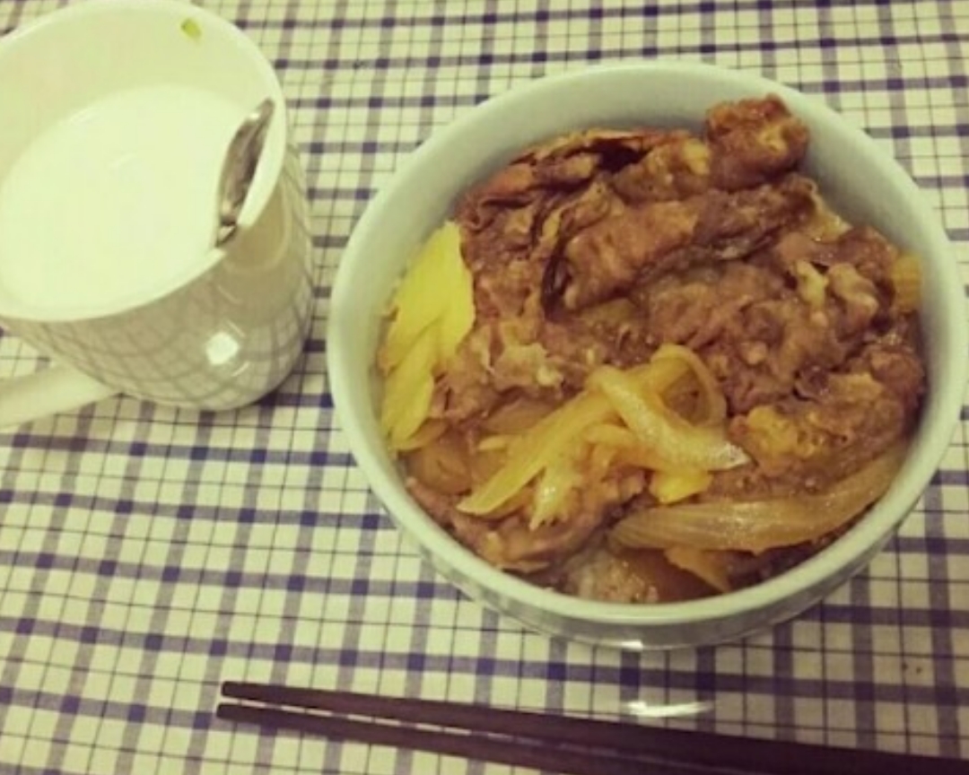 笠原将弘的日式小牛饭的做法