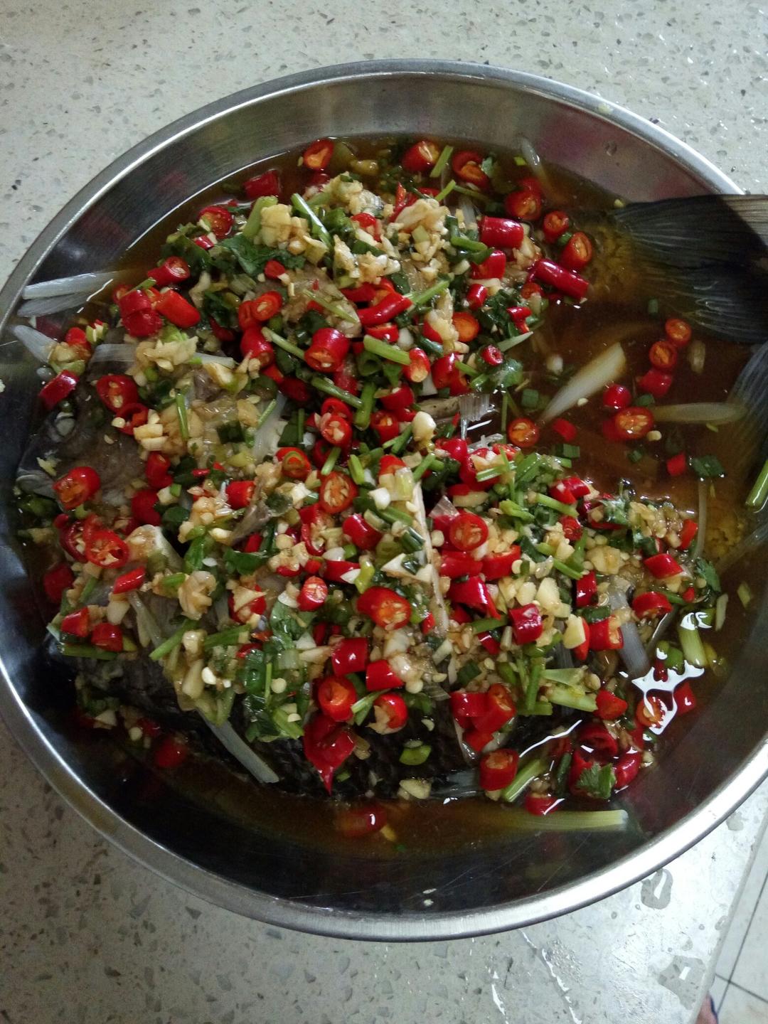 凉拌鲫鱼-最好吃的鲫鱼