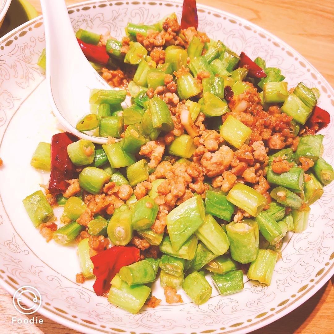 香辣肉碎炒豇豆