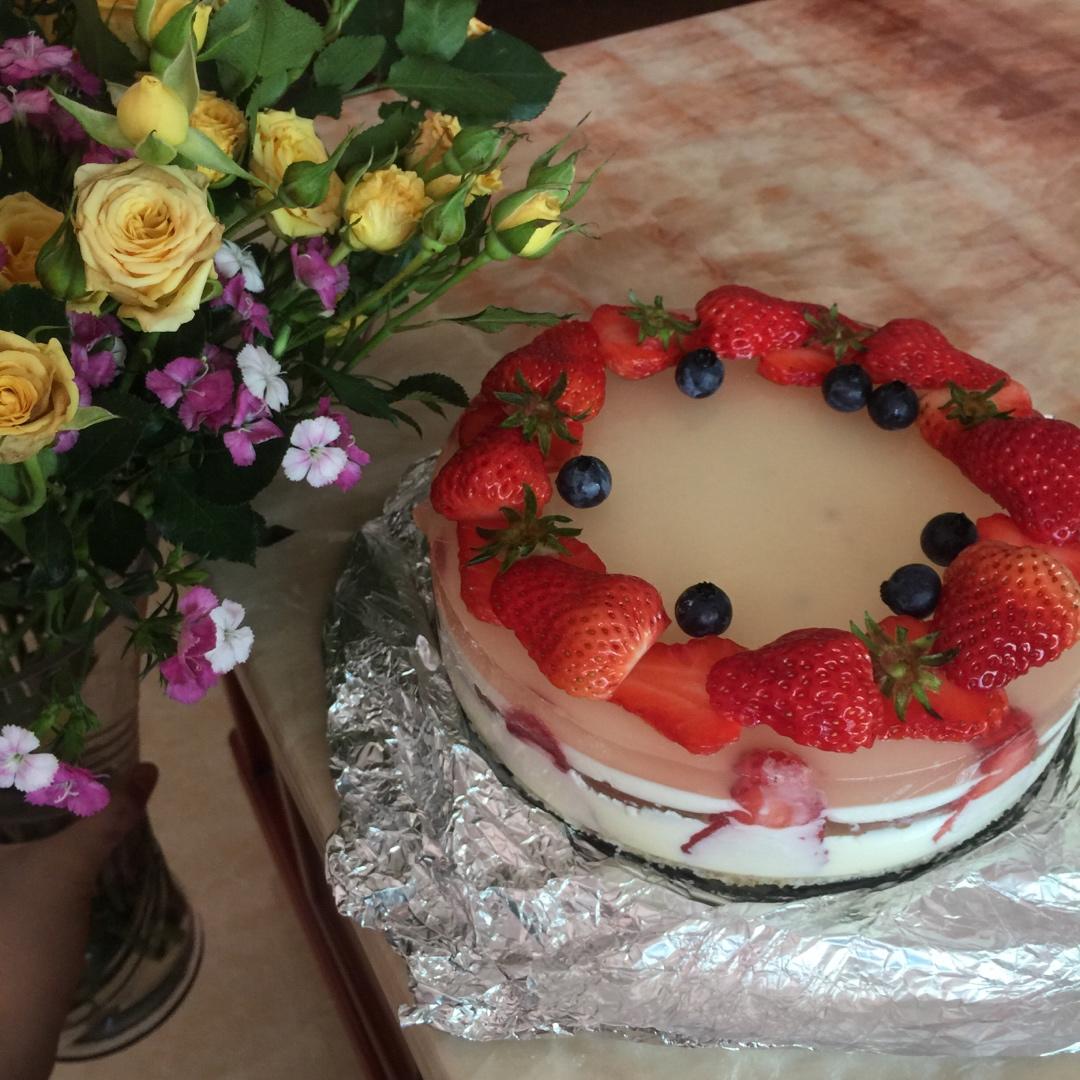 草莓慕斯（6寸）