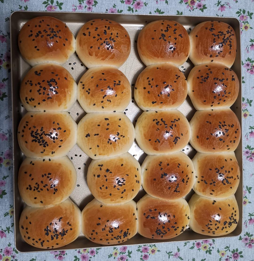 超软牛奶餐包，此配方超软不甜易出膜，放一礼拜不变硬