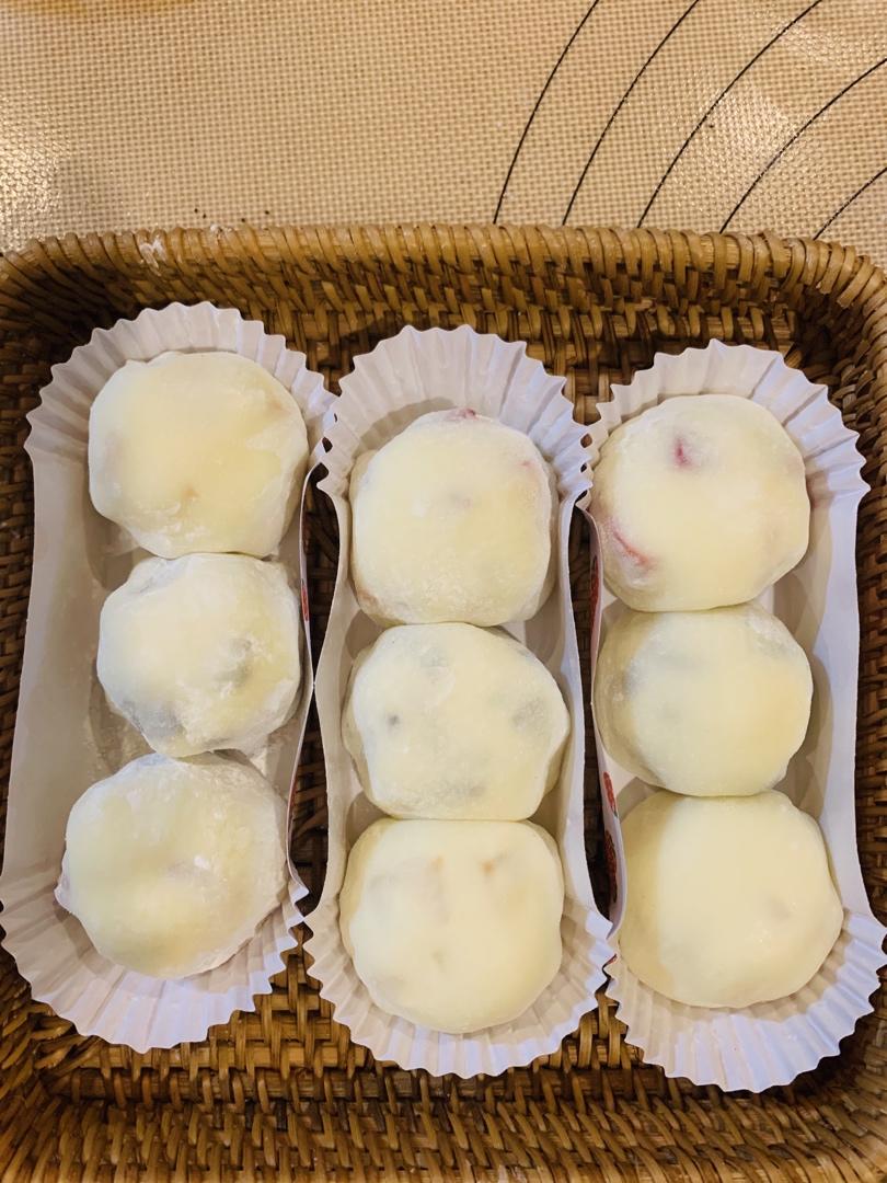 腹黑白胖子——奥利奥雪媚娘
